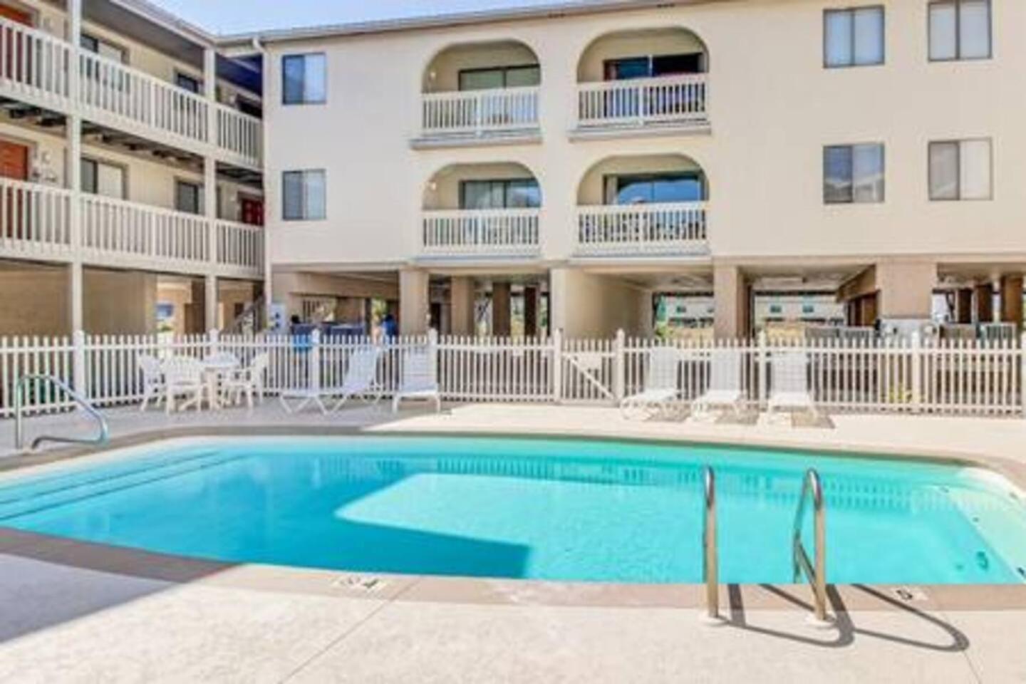 2 Pools-Smart Tvs-Bbq-10Mins To Hangout-Balcony Gulf Shores Extérieur photo